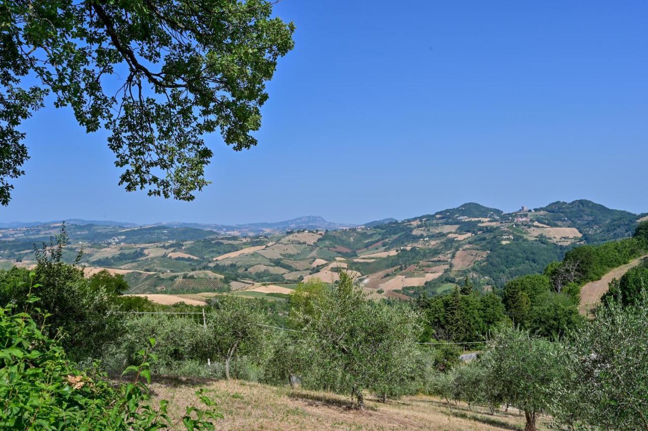Casale Romani Country Residence Cerreto Castello Extérieur photo